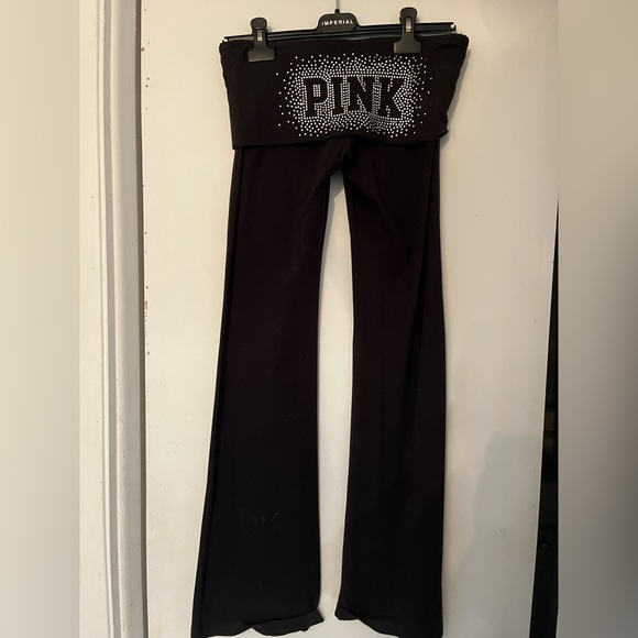 PINK Victoria's Secret Pants - Victoria secret PINK rhinestone yoga pants